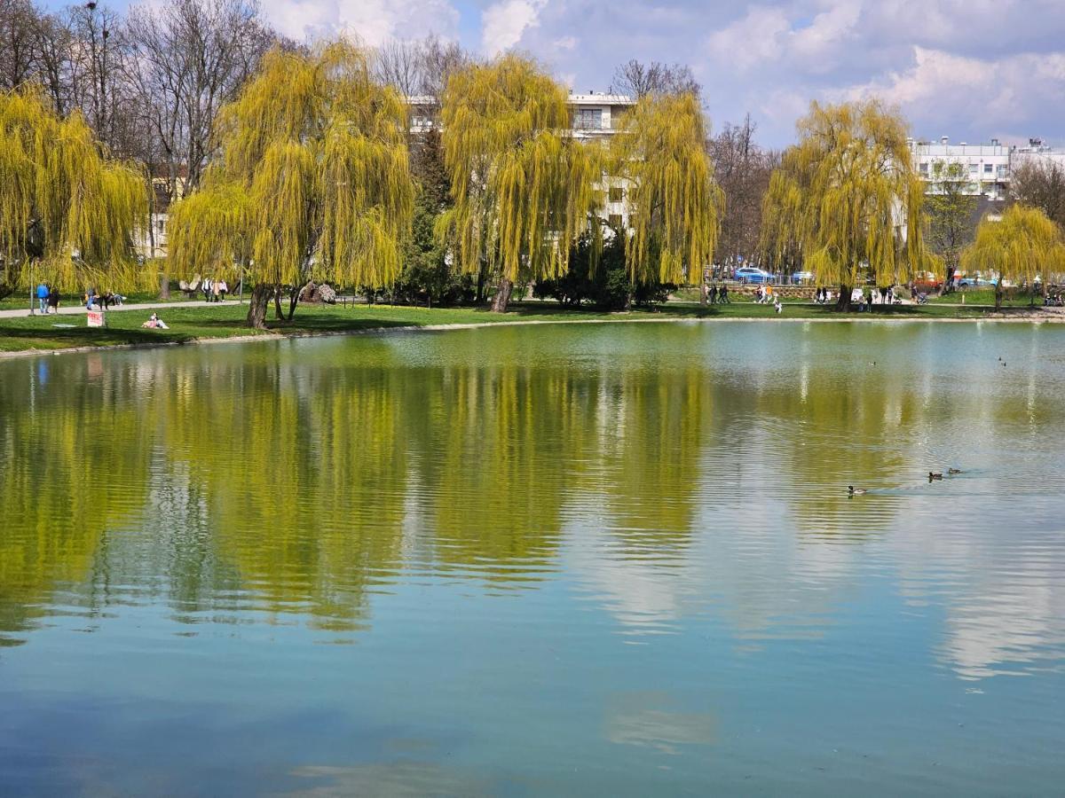Apartament Central Park Келце Екстериор снимка