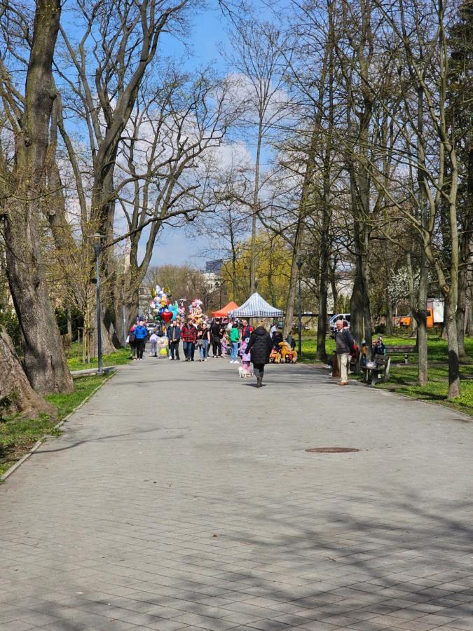 Apartament Central Park Келце Екстериор снимка